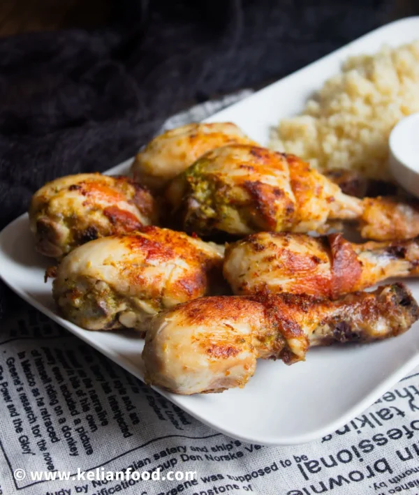 1/2 de poulet grillé attiéké